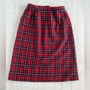 Women’s Pendleton Vintage Tartan High Waisted Wool Skirt in Size Medium